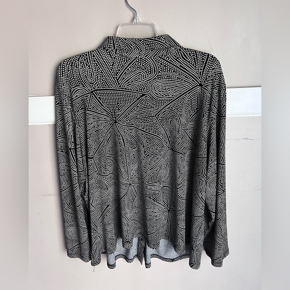 Lane Bryant Black and White Polka Dot Blouse Size 22/24 - Picture 2 of 3